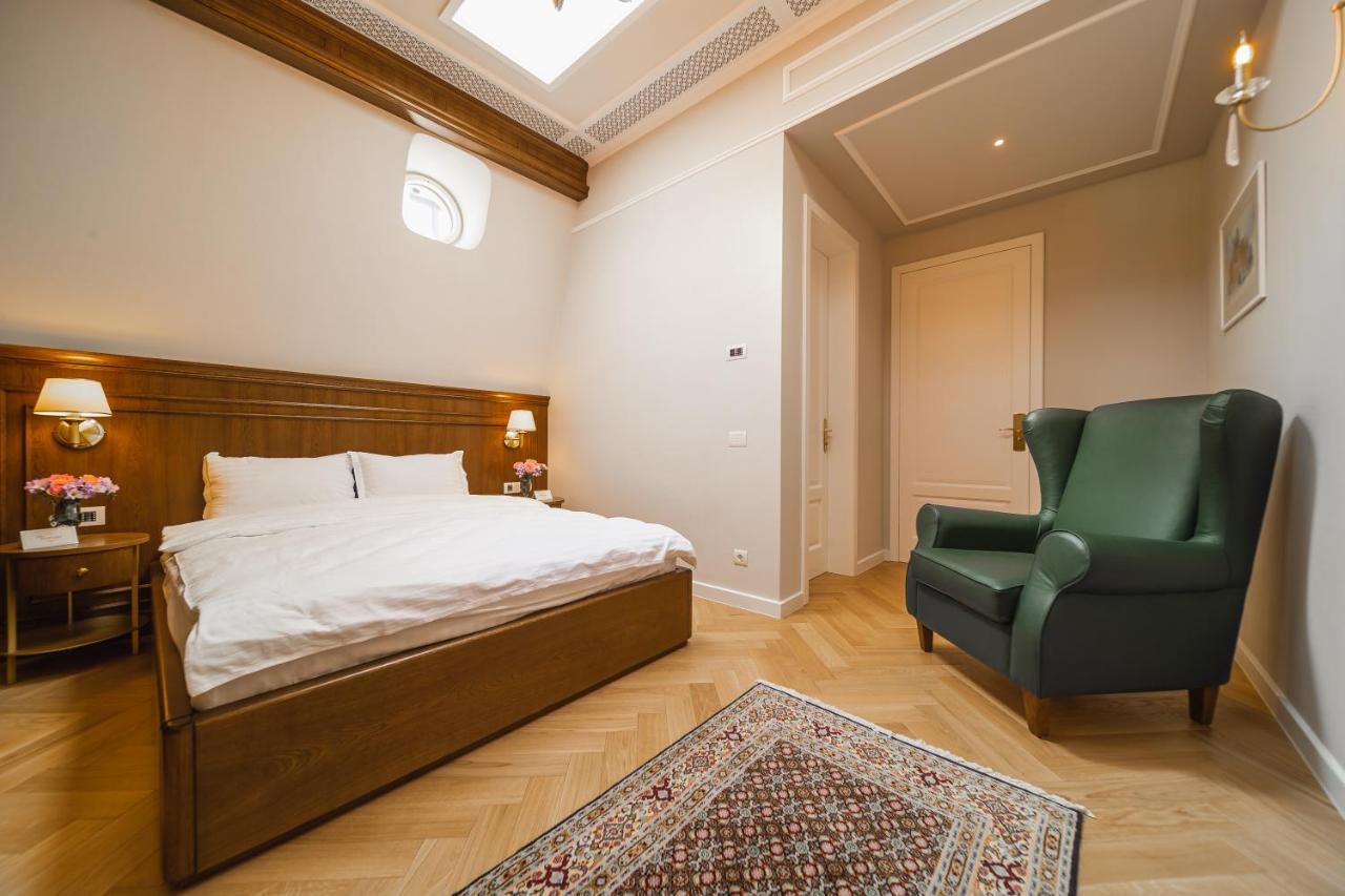 Templum Clava Hotel Bucarest Exterior foto