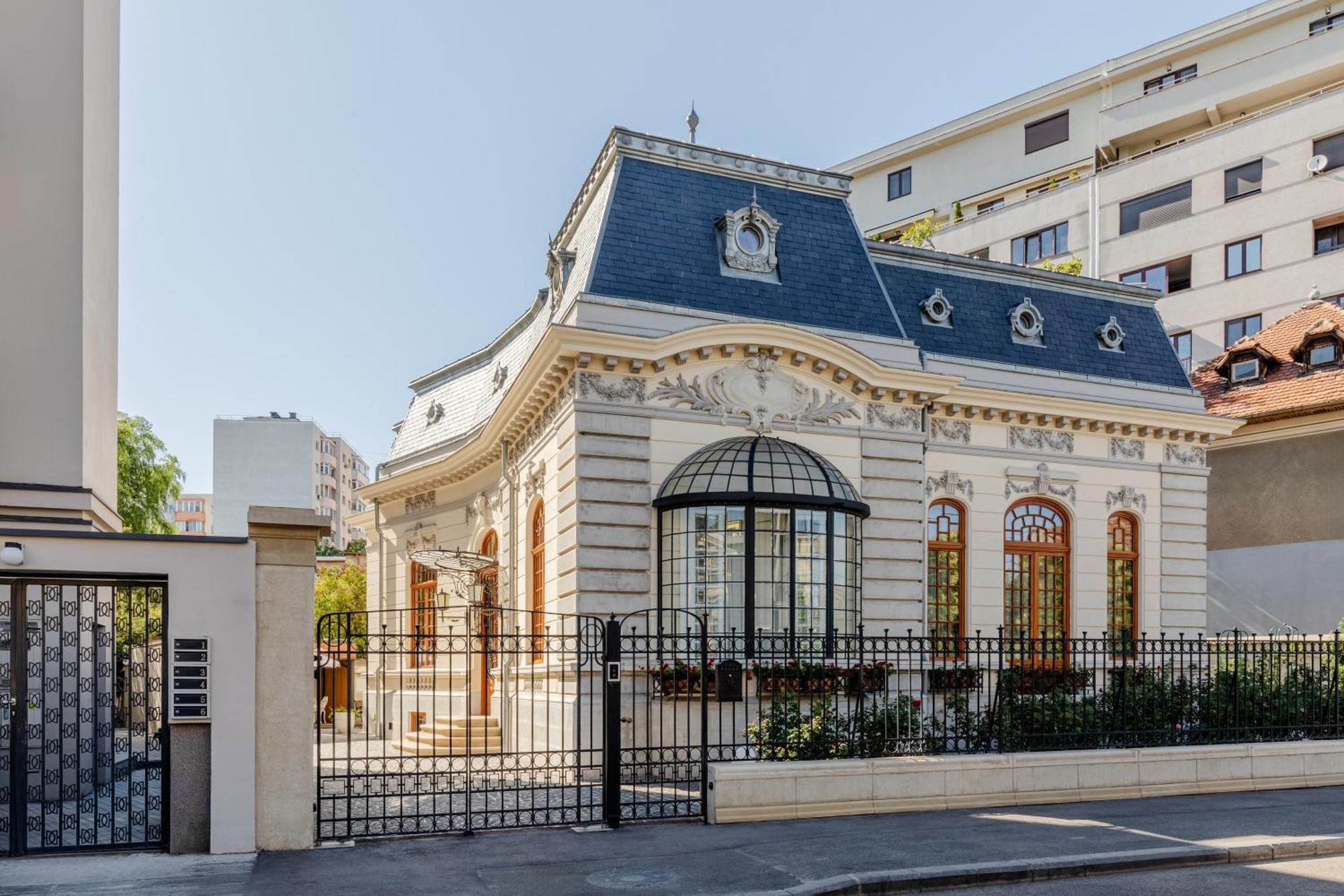 Templum Clava Hotel Bucarest Exterior foto